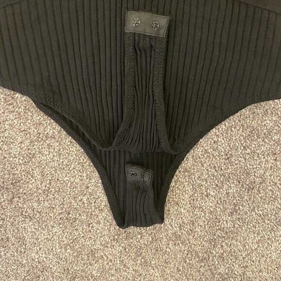 Zara Ribbed Cotton Blend Cut Out Bodysuit Women’s Black Size M - Medium - NWT - Picture 7 of 15